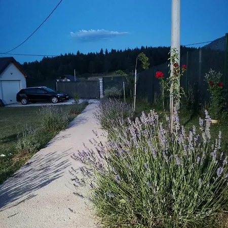 Forest Sky, Sarajevo, Prázdninový dům