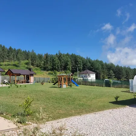 Forest Sky, Sarajevo, בית נופש Ilijas